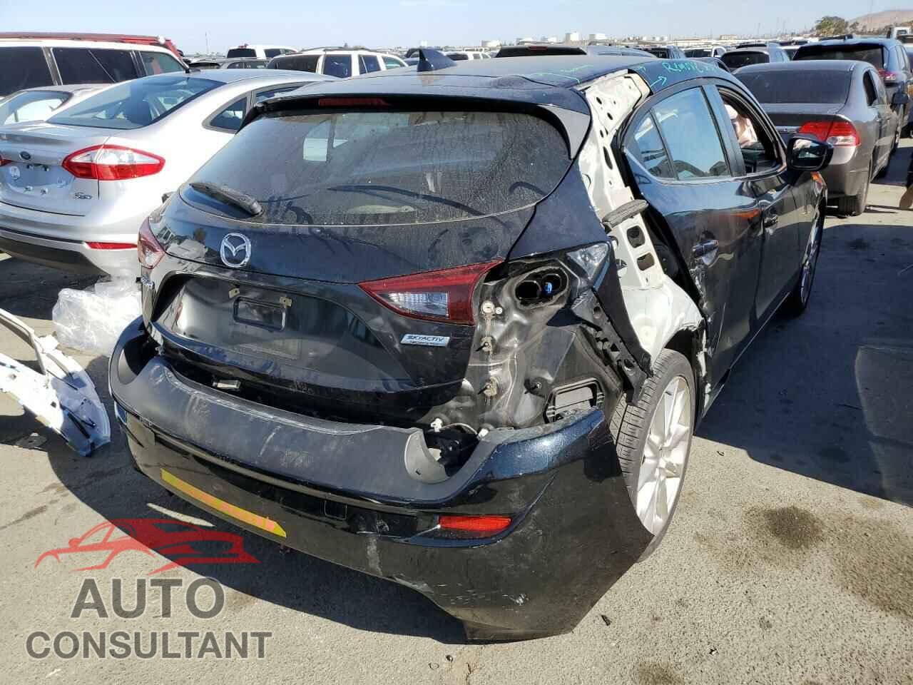 MAZDA 3 2017 - JM1BN1M34H1121513