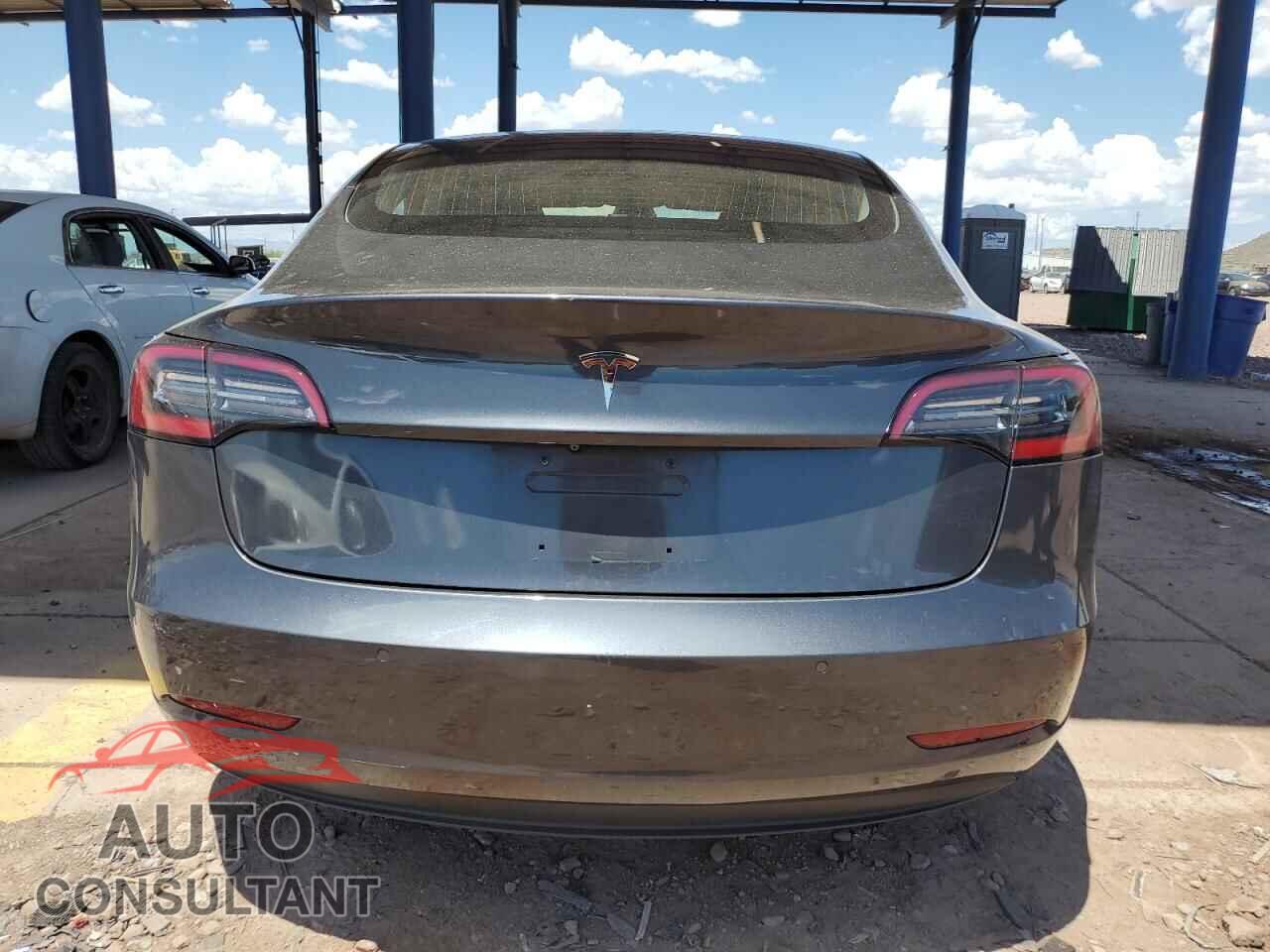 TESLA MODEL 3 2018 - 5YJ3E1EA6JF014073