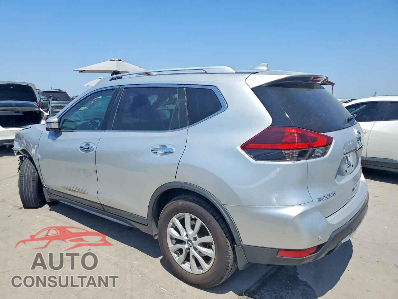 NISSAN ROGUE 2019 - KNMAT2MT7KP509802