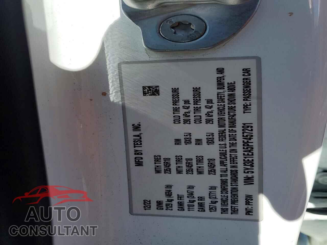 TESLA MODEL 3 2023 - 5YJ3E1EA5PF457291