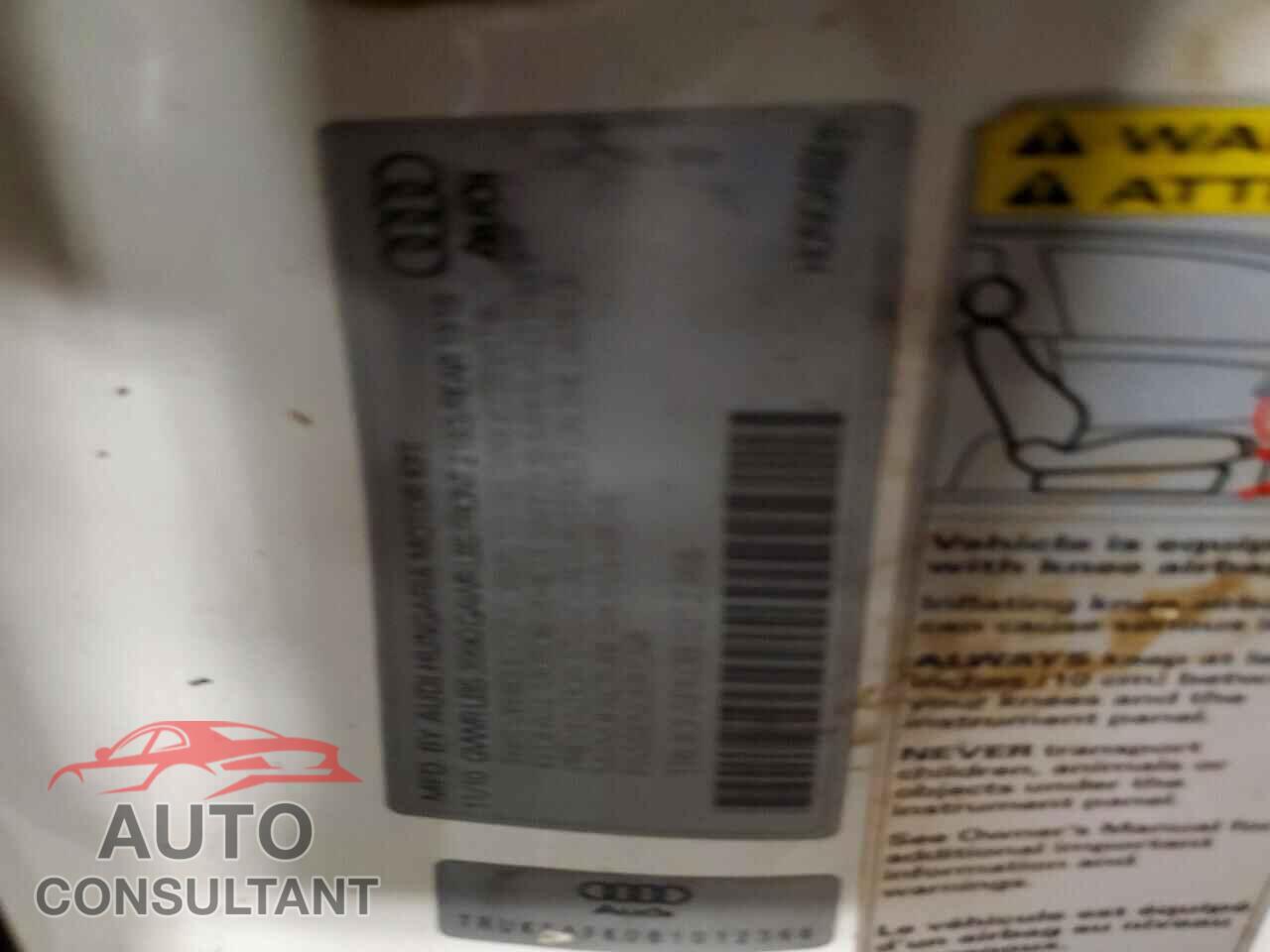 AUDI TT 2011 - TRUKFAFK0B1012366