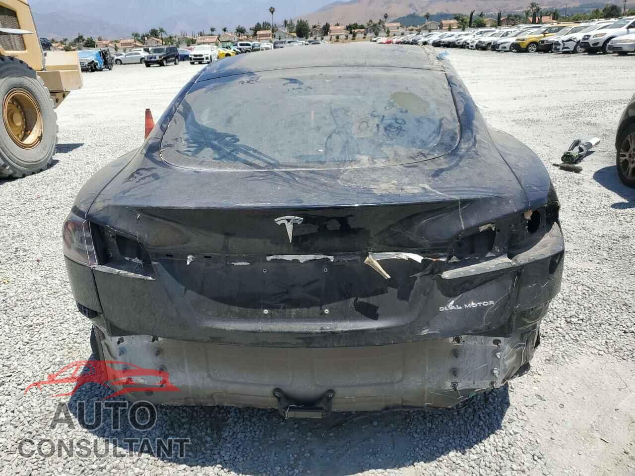 TESLA MODEL S 2020 - 5YJSA1E29LF415944
