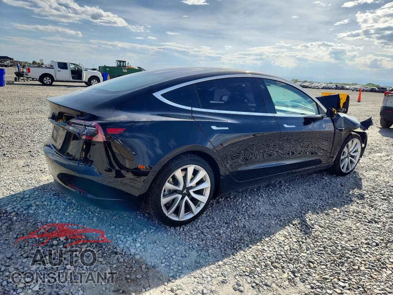 TESLA MODEL 3 2018 - 5YJ3E1EA3JF042428