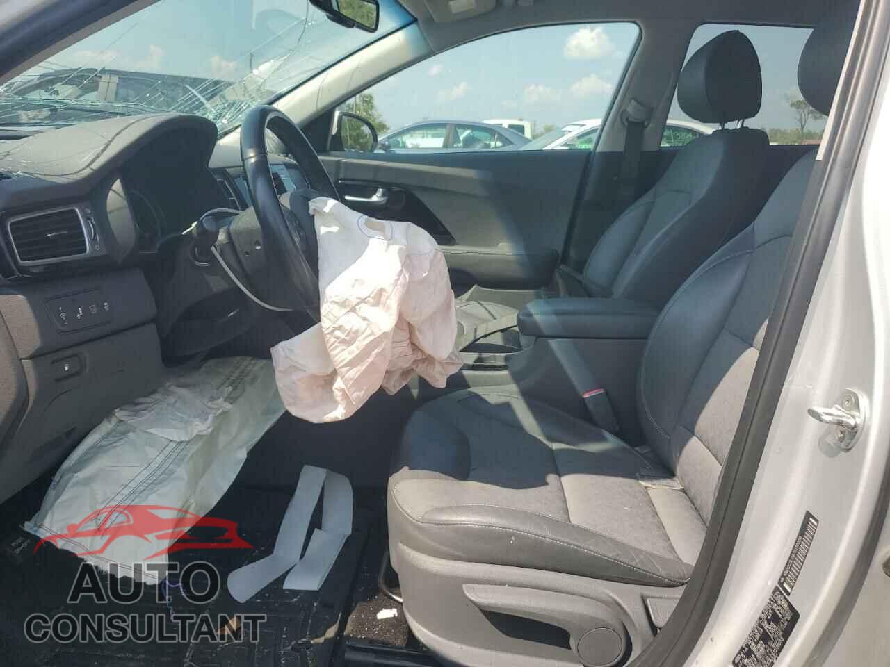 KIA NIRO 2018 - KNDCC3LC9J5110058