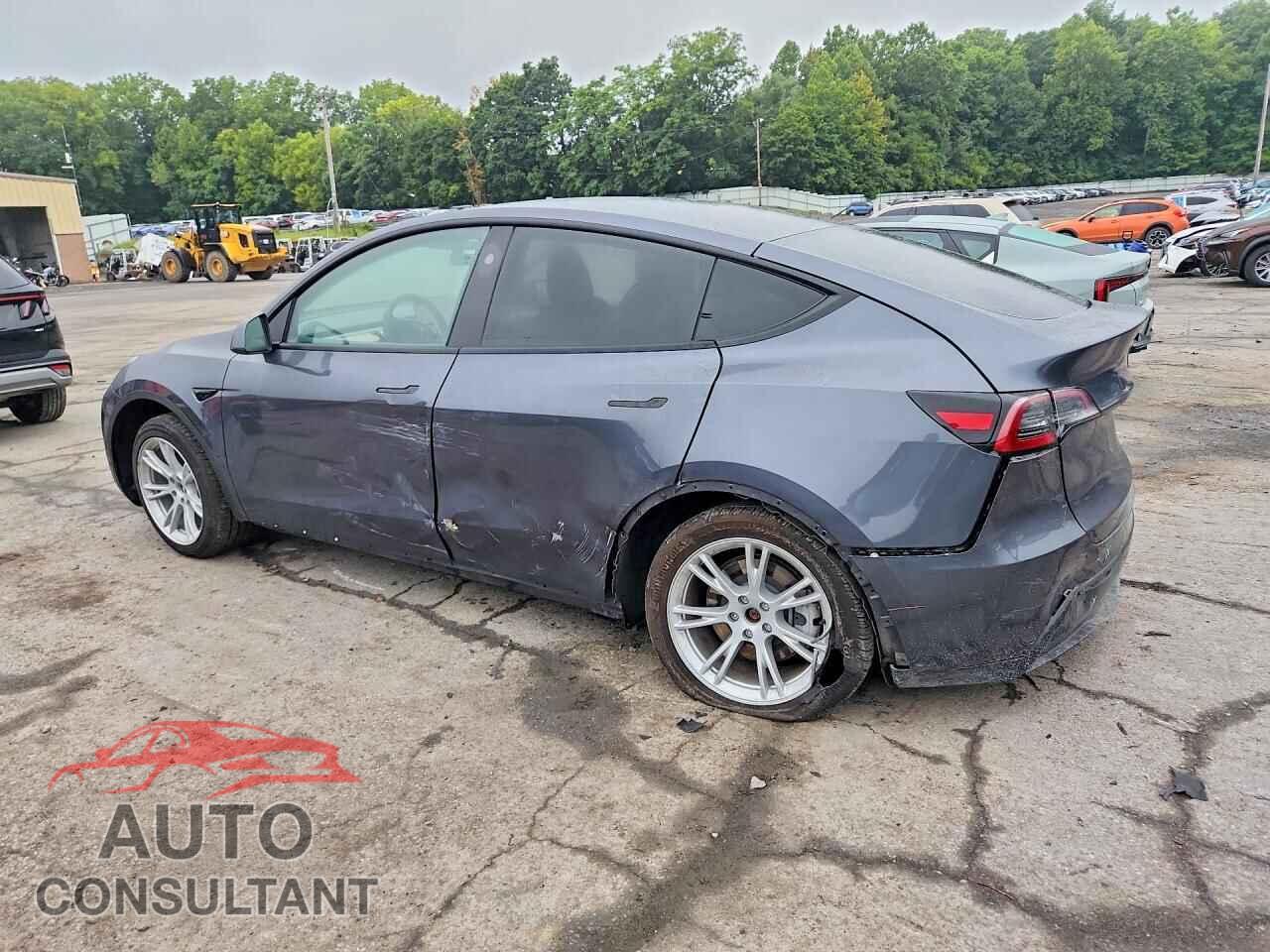 TESLA MODEL Y 2023 - 7SAYGDED7PF923561