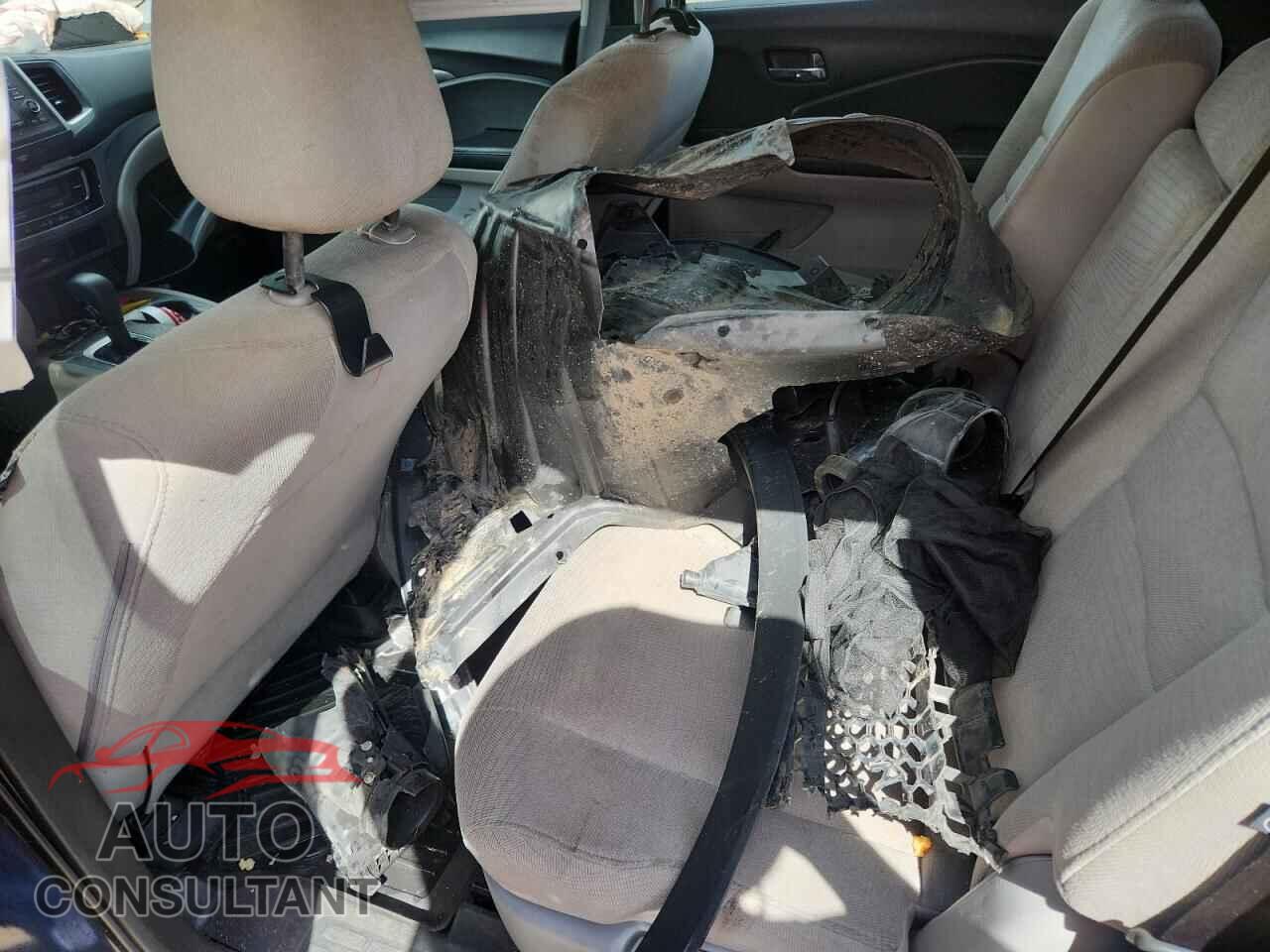 HONDA PILOT 2017 - 5FNYF5H13HB043255