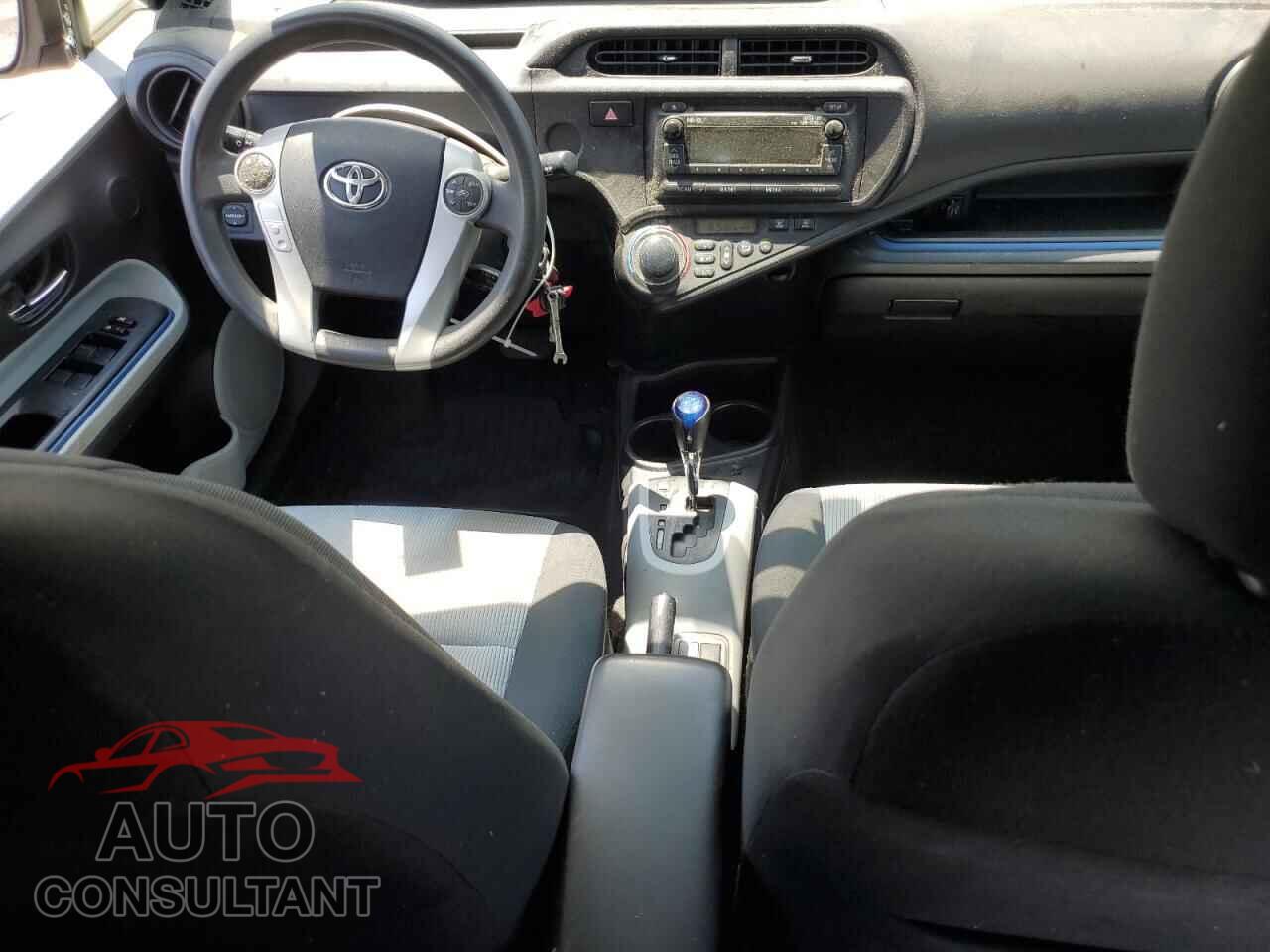 TOYOTA PRIUS 2013 - JTDKDTB38D1551962