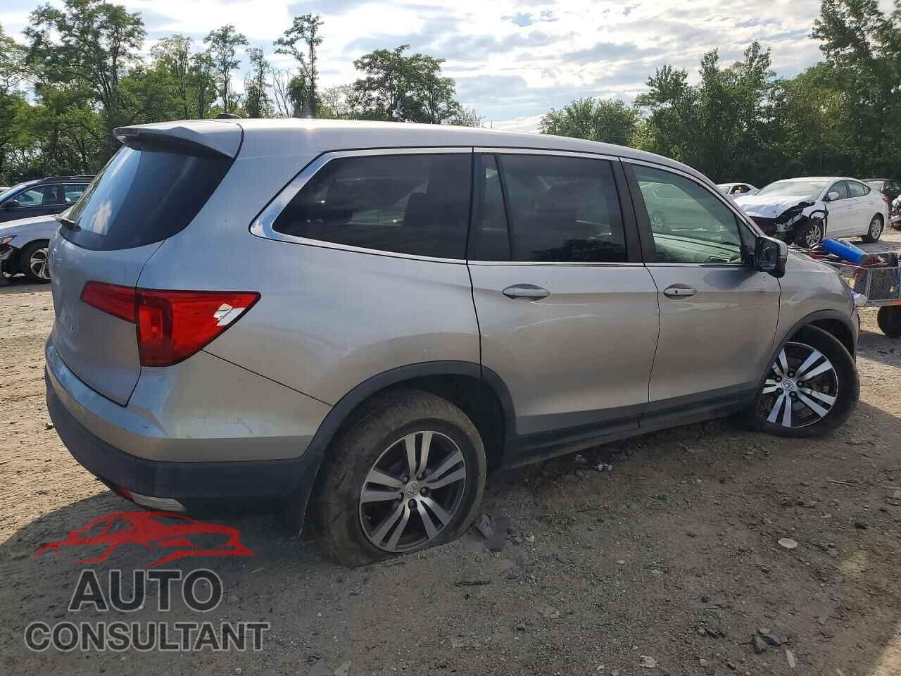HONDA PILOT 2017 - 5FNYF5H54HB006136