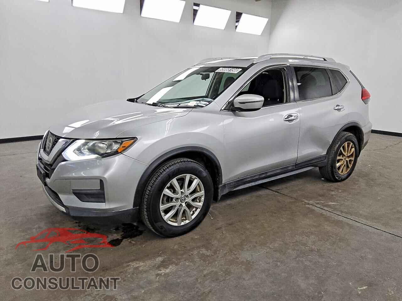 NISSAN ROGUE 2017 - 5N1AT2MV9HC840104