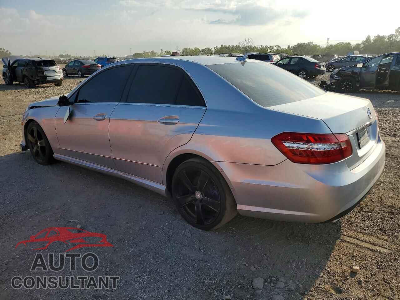 MERCEDES-BENZ E-CLASS 2011 - WDDHF5GB4BA466989