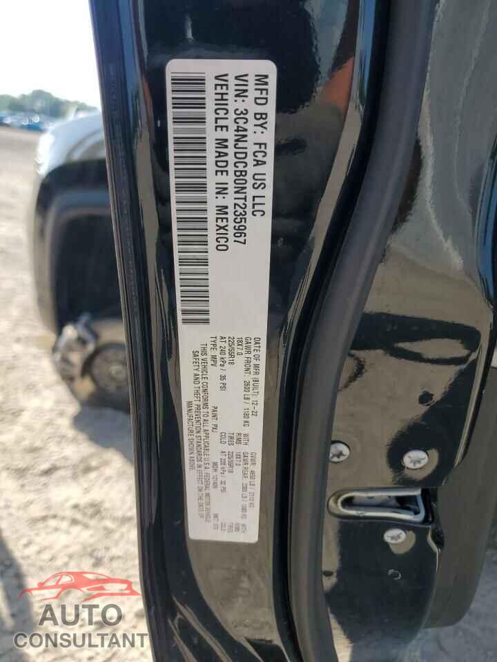 JEEP COMPASS 2022 - 3C4NJDCB0NT235967