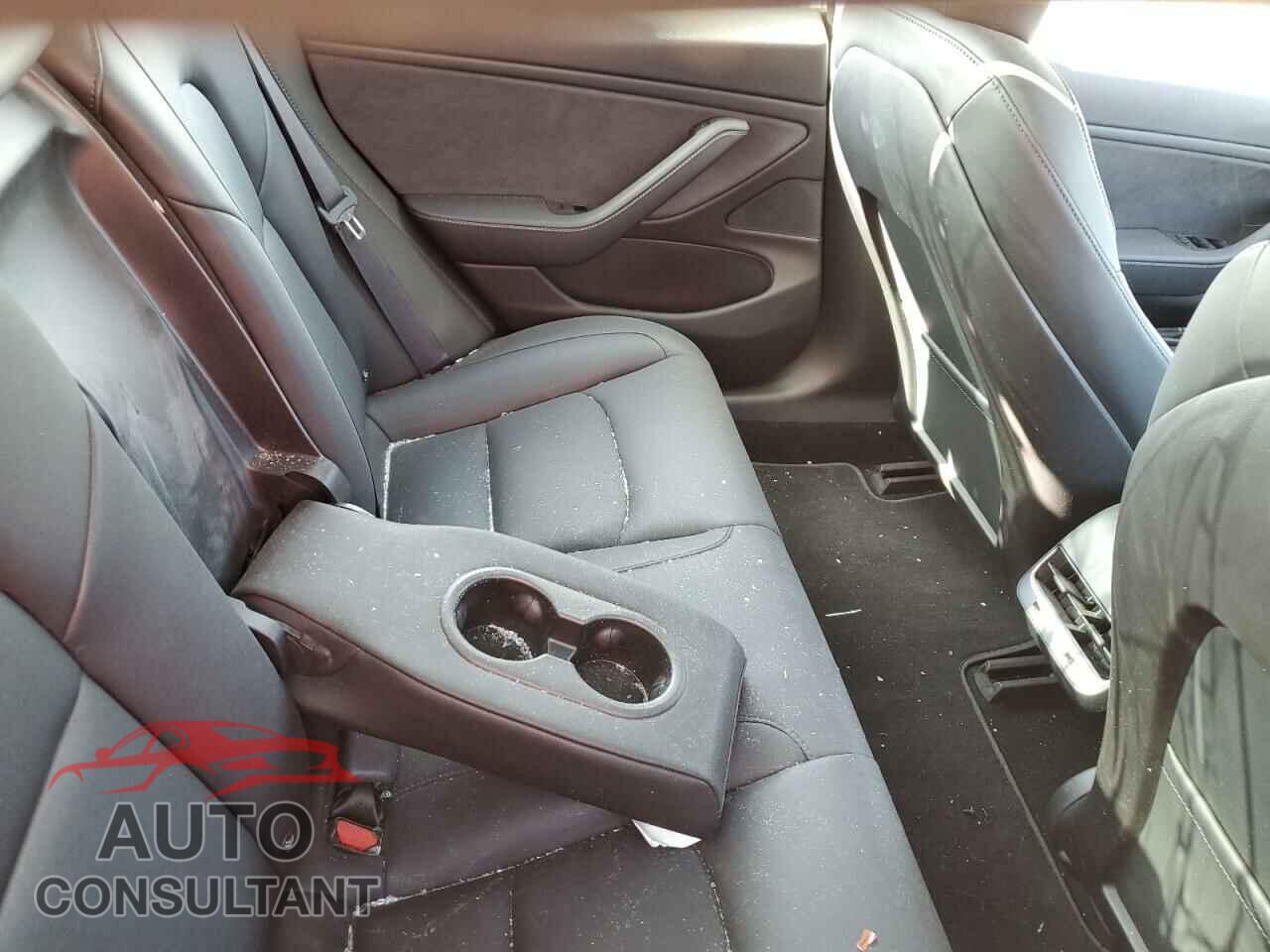 TESLA MODEL 3 2018 - 5YJ3E1EA9JF172830