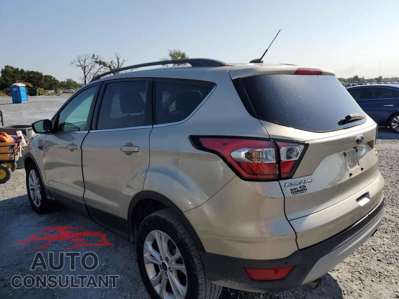 FORD ESCAPE 2017 - 1FMCU0GD5HUD65056