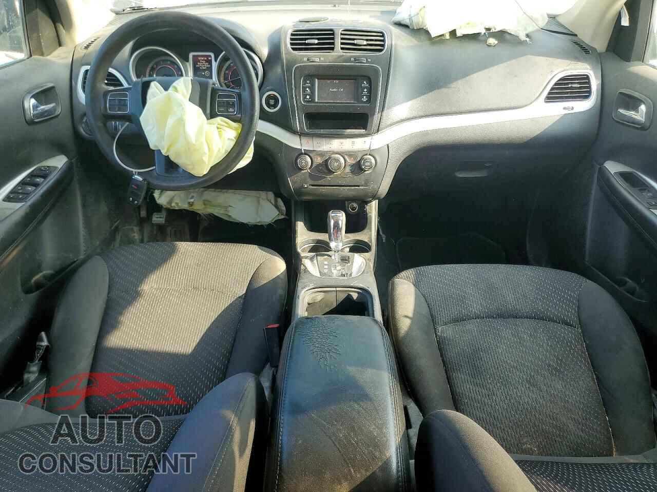 DODGE JOURNEY 2018 - 3C4PDCBG3JT528456