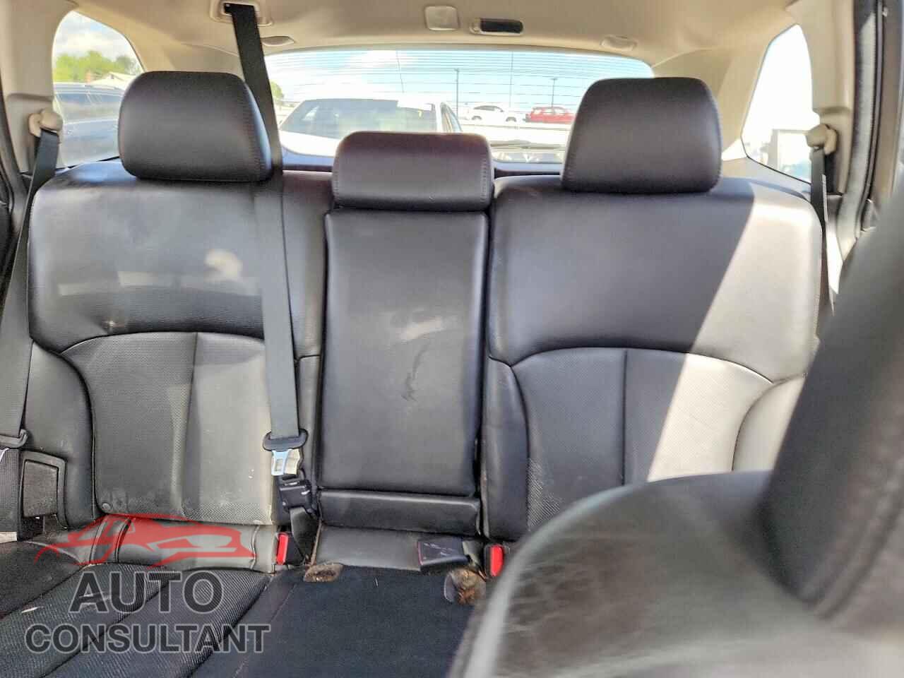 SUBARU OUTBACK 2011 - 4S4BRBKC3B3412220