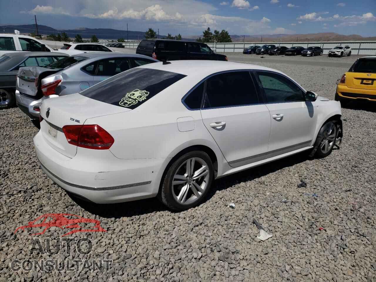 VOLKSWAGEN PASSAT 2013 - 1VWCN7A36DC112089