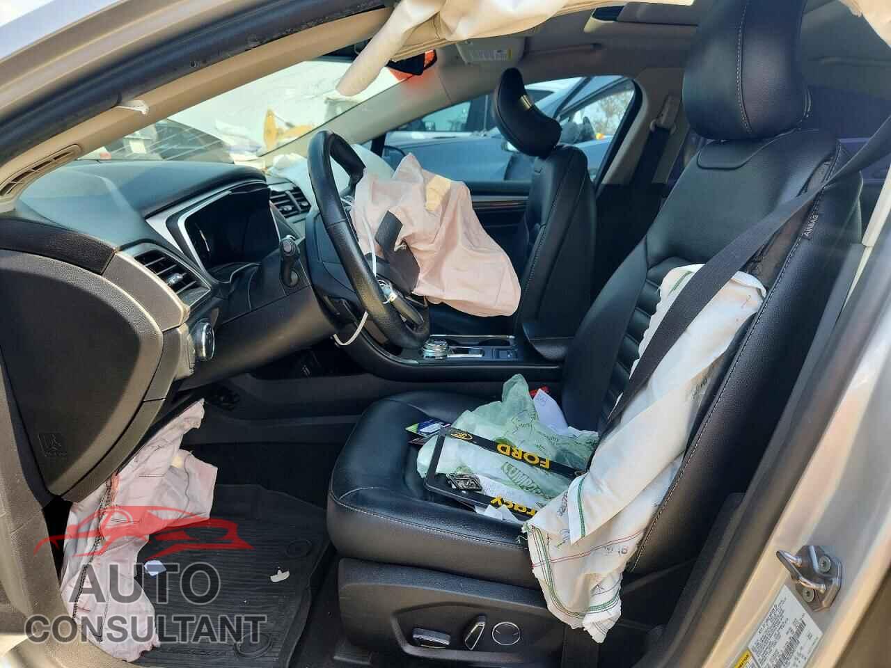 FORD FUSION 2019 - 3FA6P0CD2KR254208