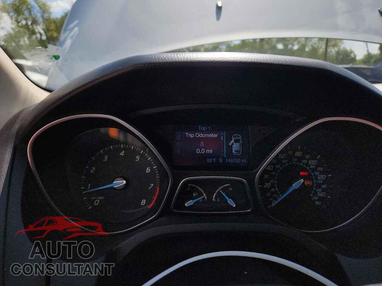 FORD FOCUS 2012 - 1FAHP3K22CL427655