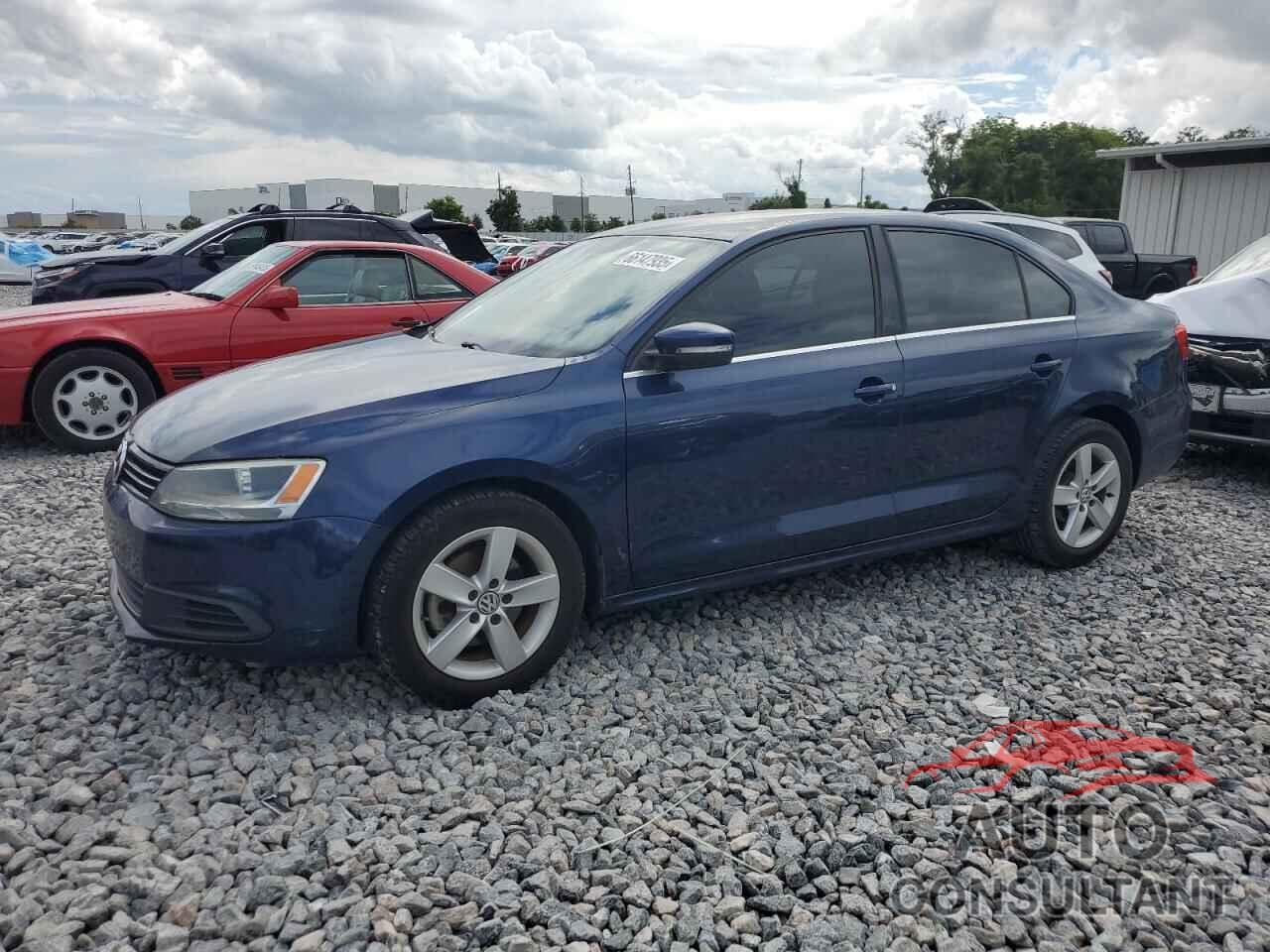 VOLKSWAGEN JETTA 2013 - 3VWLL7AJ9DM297838