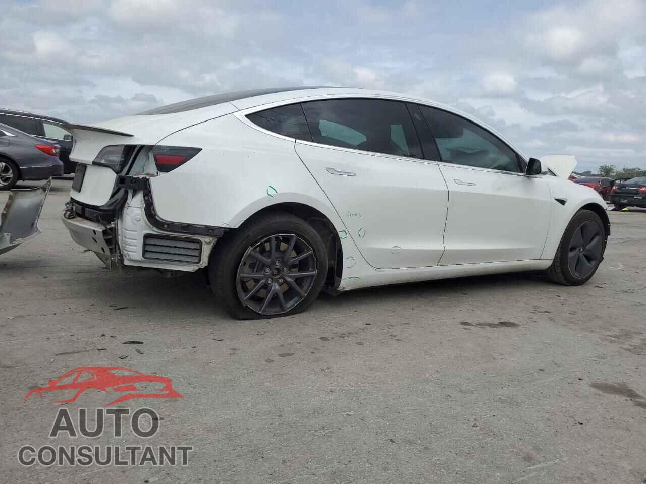 TESLA MODEL 3 2019 - 5YJ3E1EA6KF483150