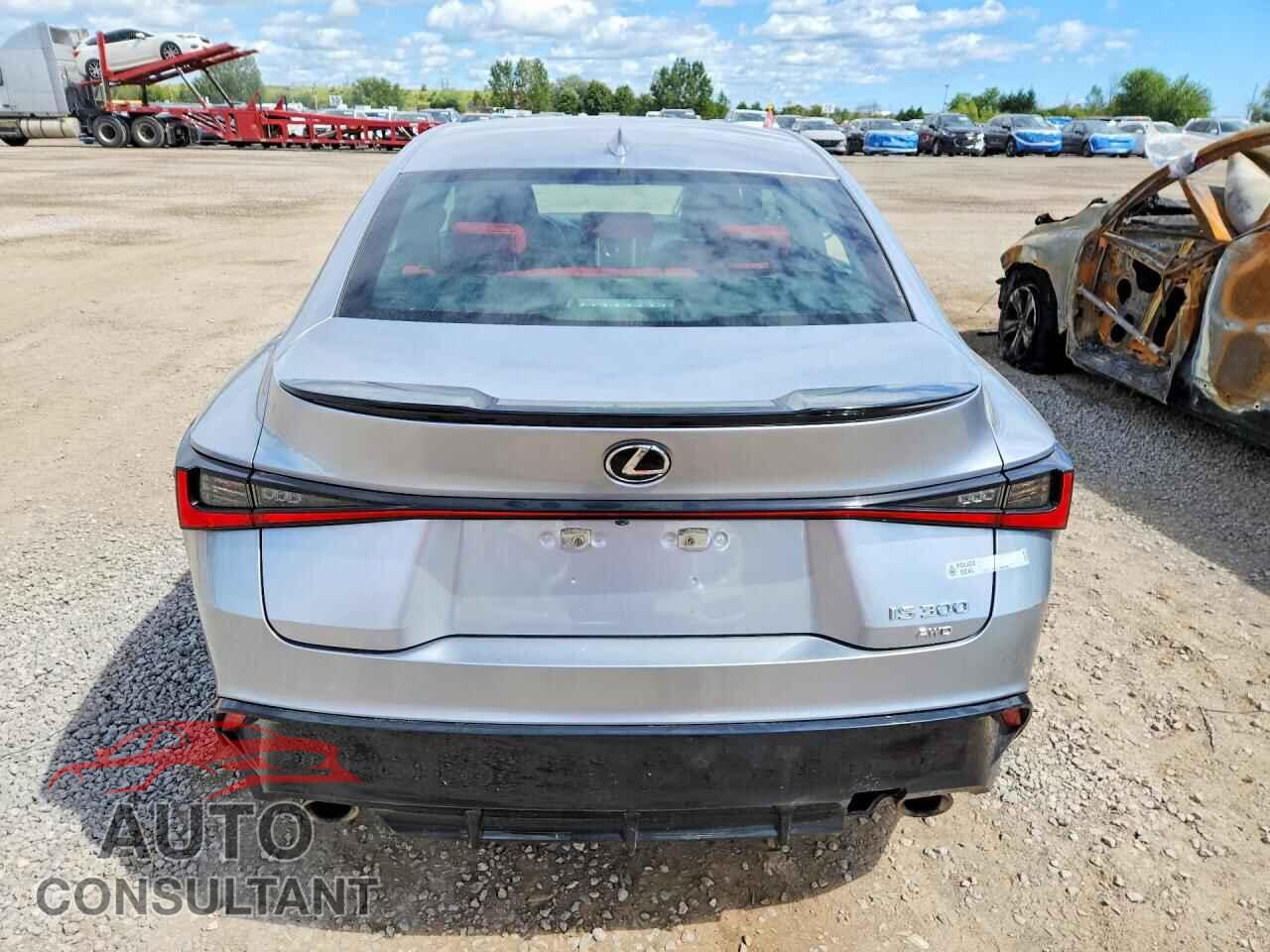 LEXUS IS 2022 - JTHG81F20N5049178