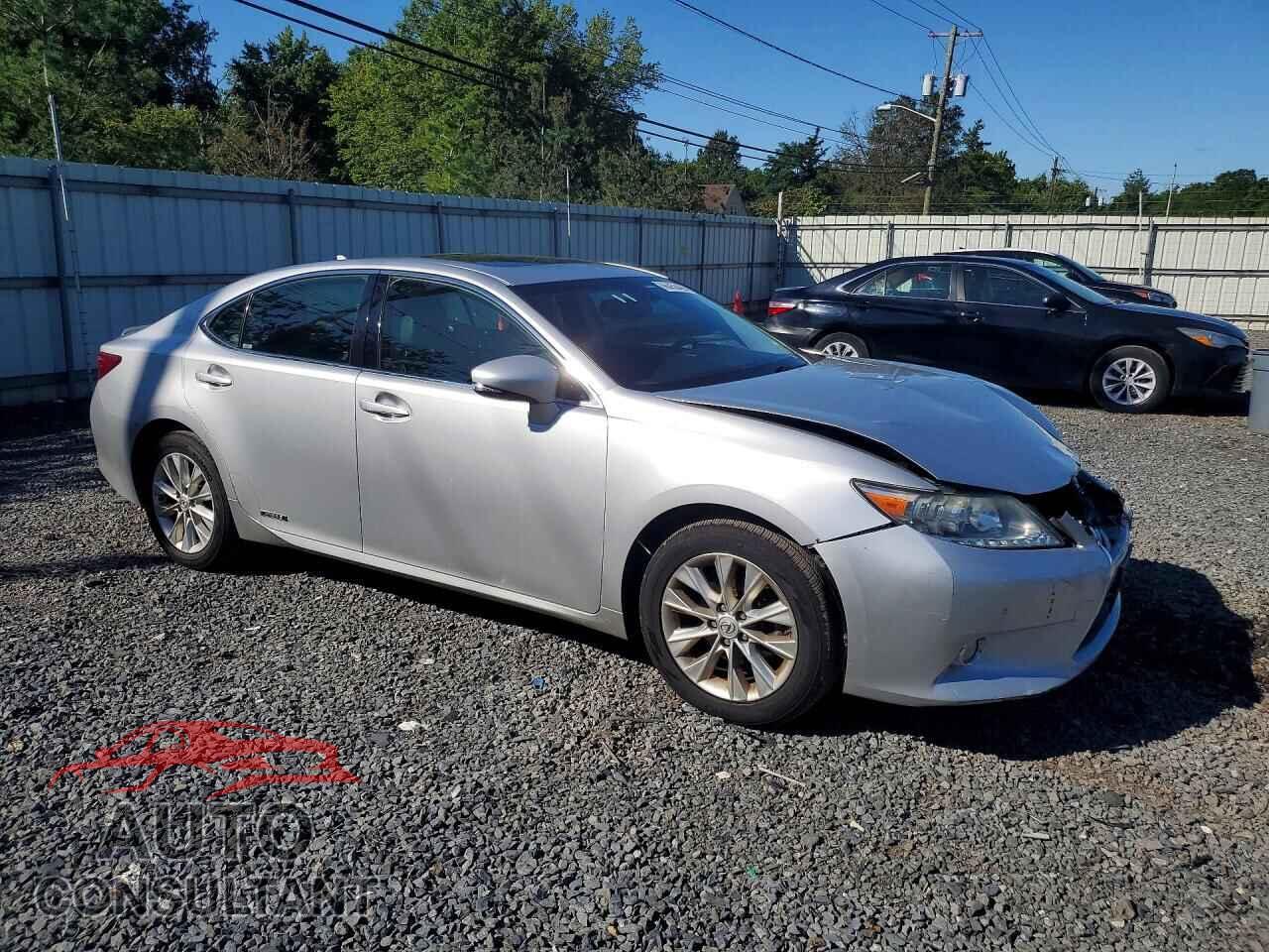 LEXUS ES300 2013 - JTHBW1GG0D2036151