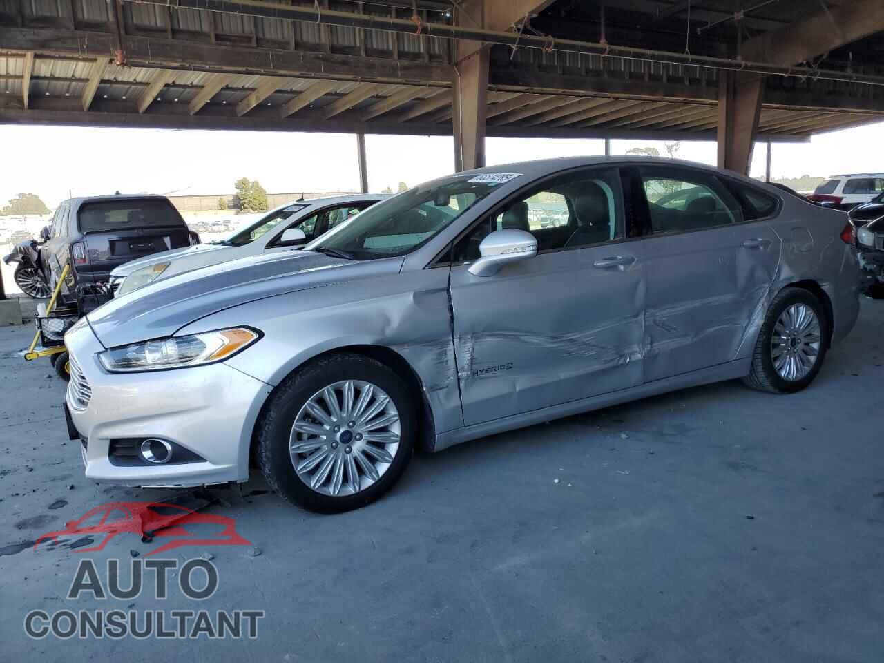 FORD FUSION 2015 - 3FA6P0LU6FR151346