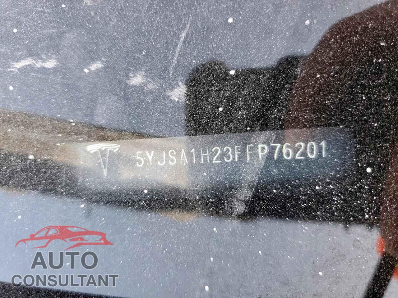 TESLA MODEL S 2015 - 5YJSA1H23FFP76201