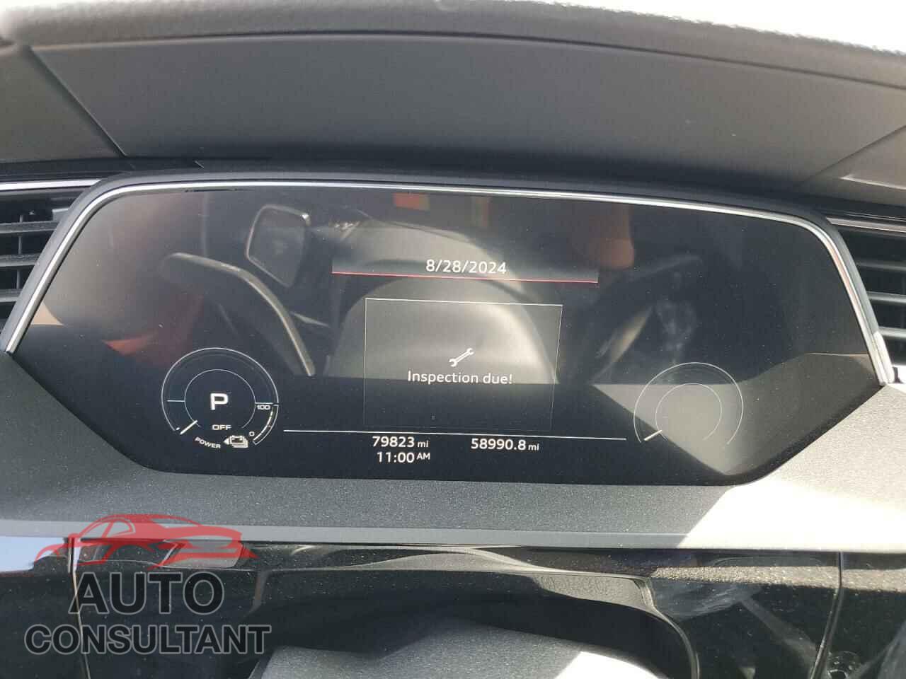 AUDI E-TRON 2019 - WA1VAAGE8KB022453