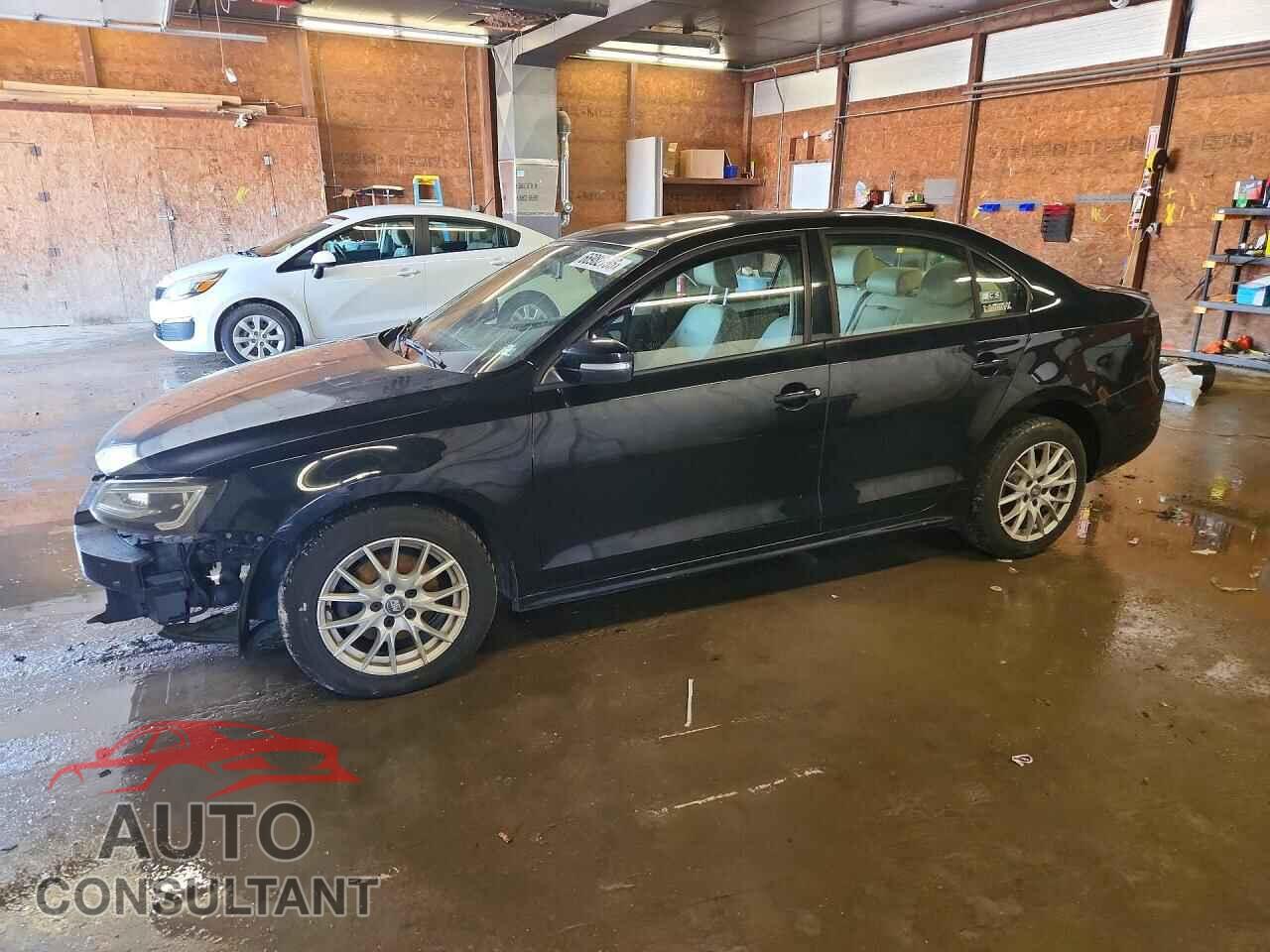 VOLKSWAGEN JETTA 2011 - 3VWLL7AJ0BM130619