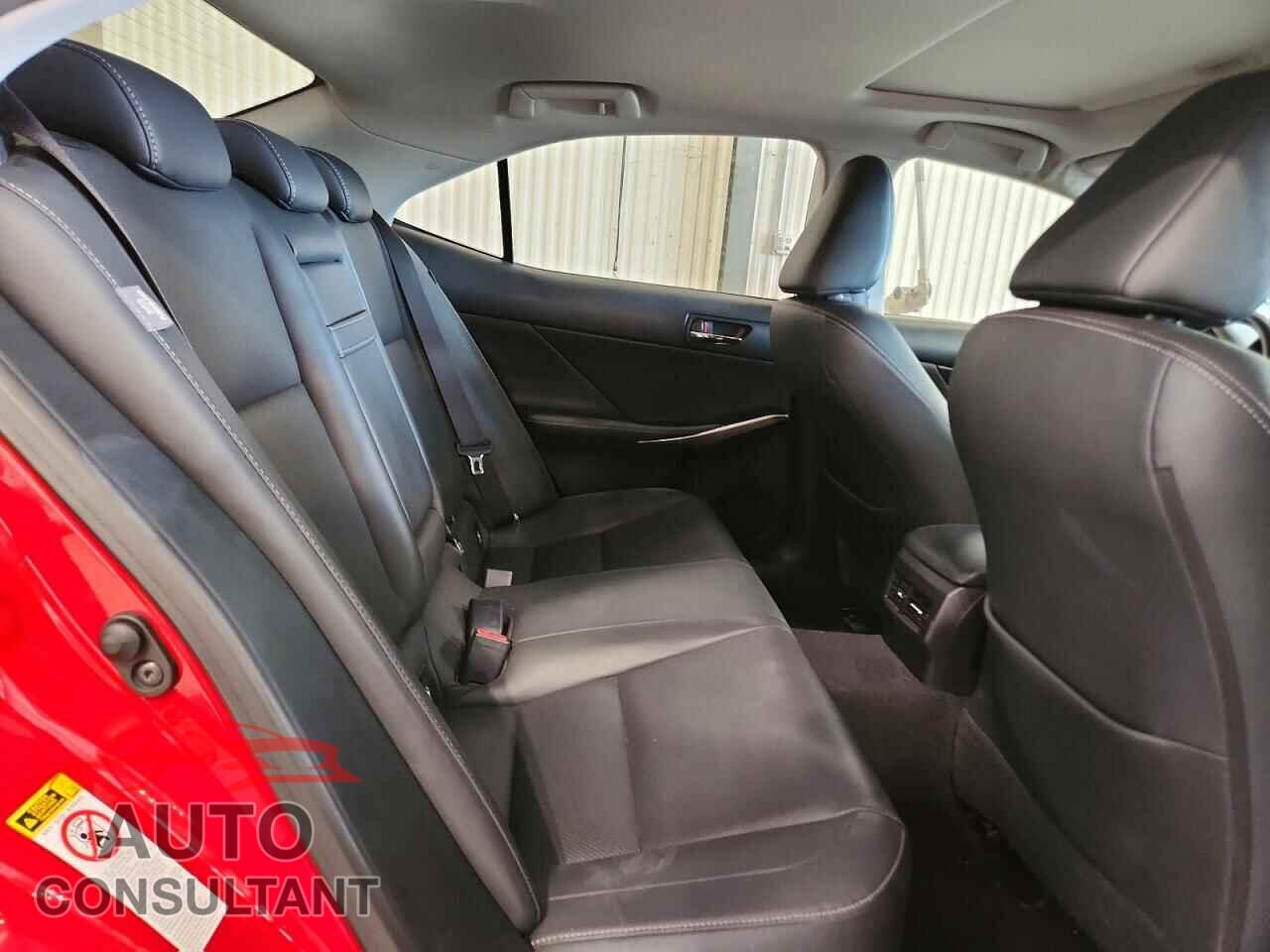 LEXUS IS 2016 - JTHCM1D22G5001262