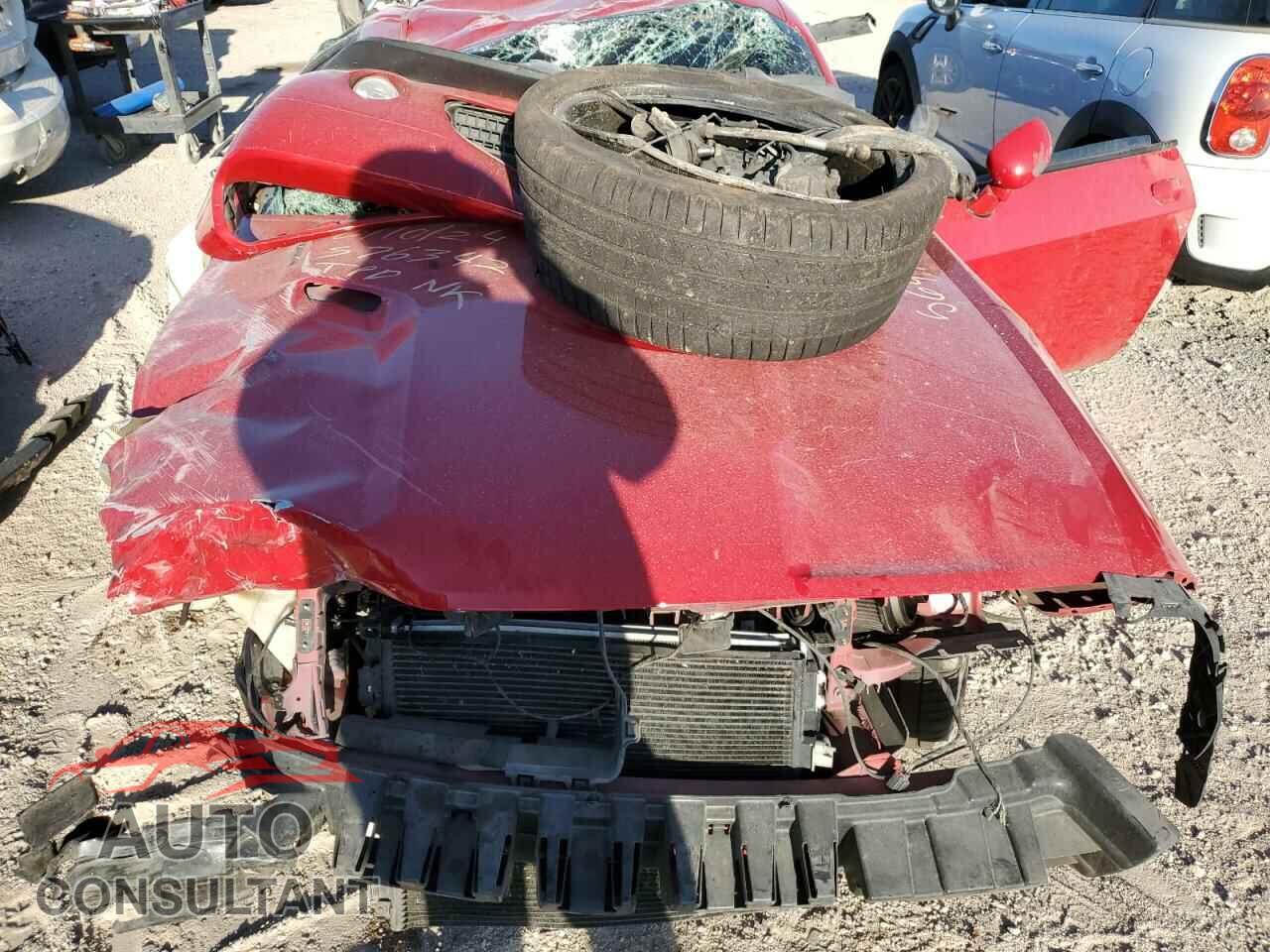 DODGE CHALLENGER 2013 - 2C3CDYBT6DH569948