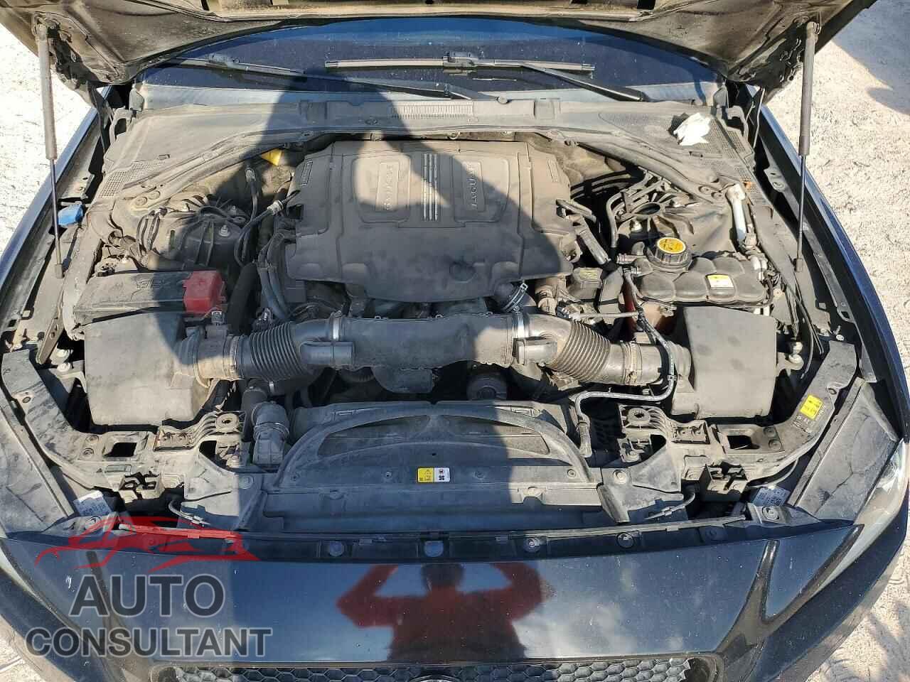 JAGUAR XE 2017 - SAJAL4BV2HA976042