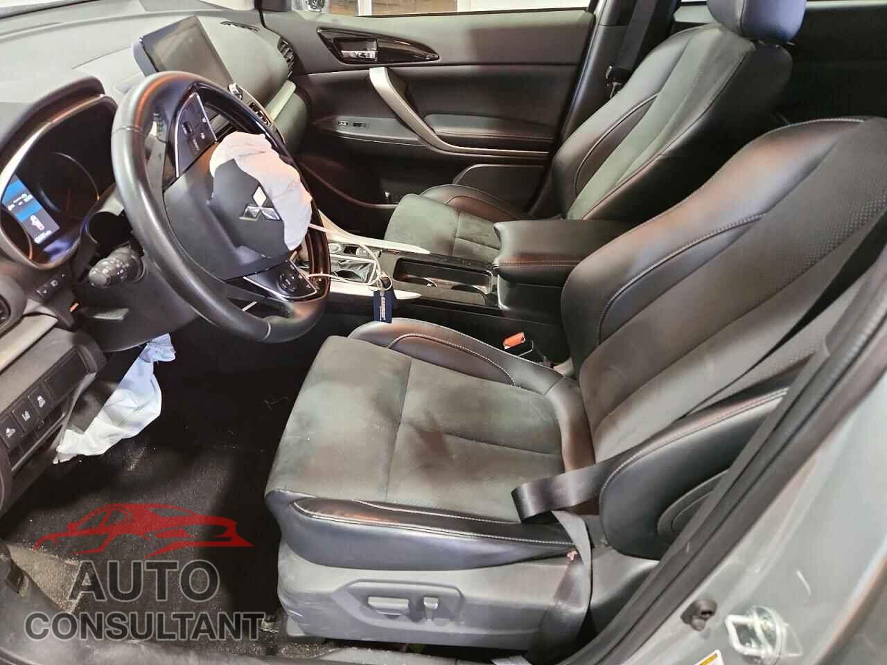 MITSUBISHI ECLIPSE 2025 - JA4ATWAA2SZ011130