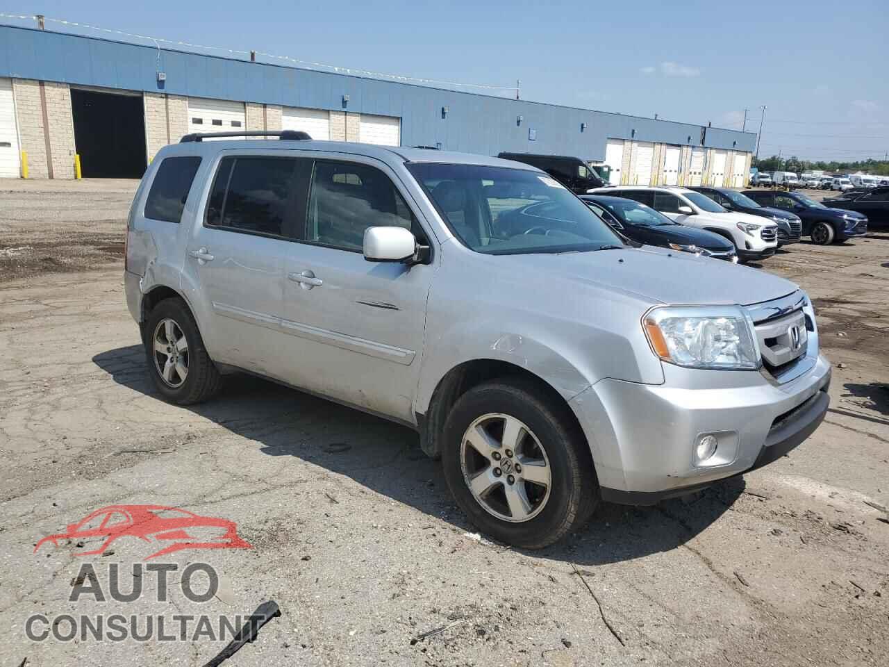 HONDA PILOT 2011 - 5FNYF4H51BB031688