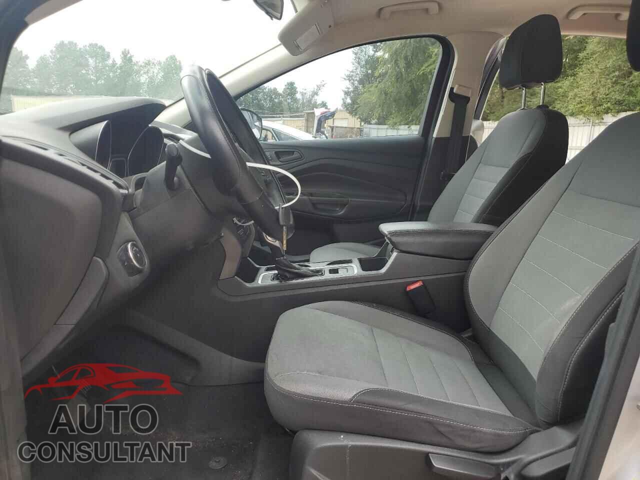 FORD ESCAPE 2017 - 1FMCU0F74HUE24173