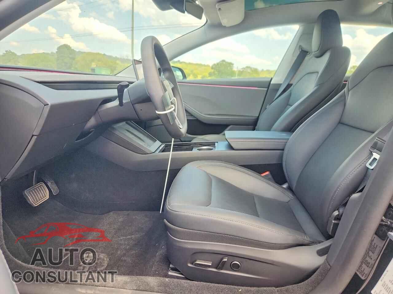TESLA MODEL 3 2026 - 5YJ3E1EA0TF145213