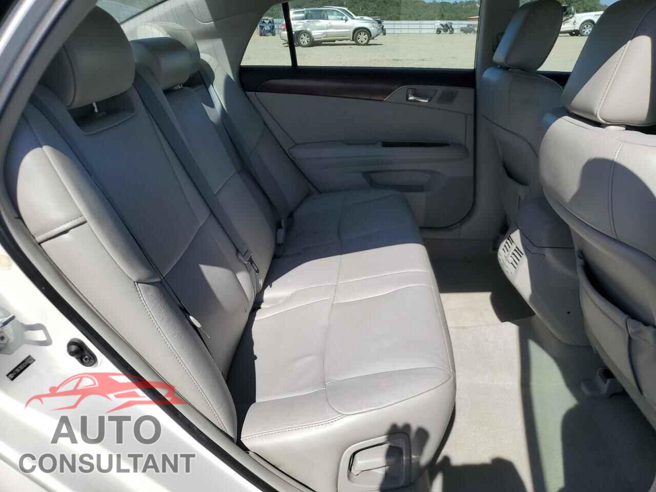 TOYOTA AVALON 2012 - 4T1BK3DB3CU450220