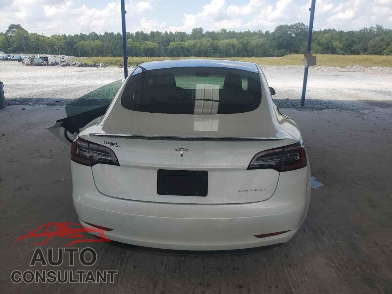 TESLA MODEL 3 2021 - 5YJ3E1EB0MF916098