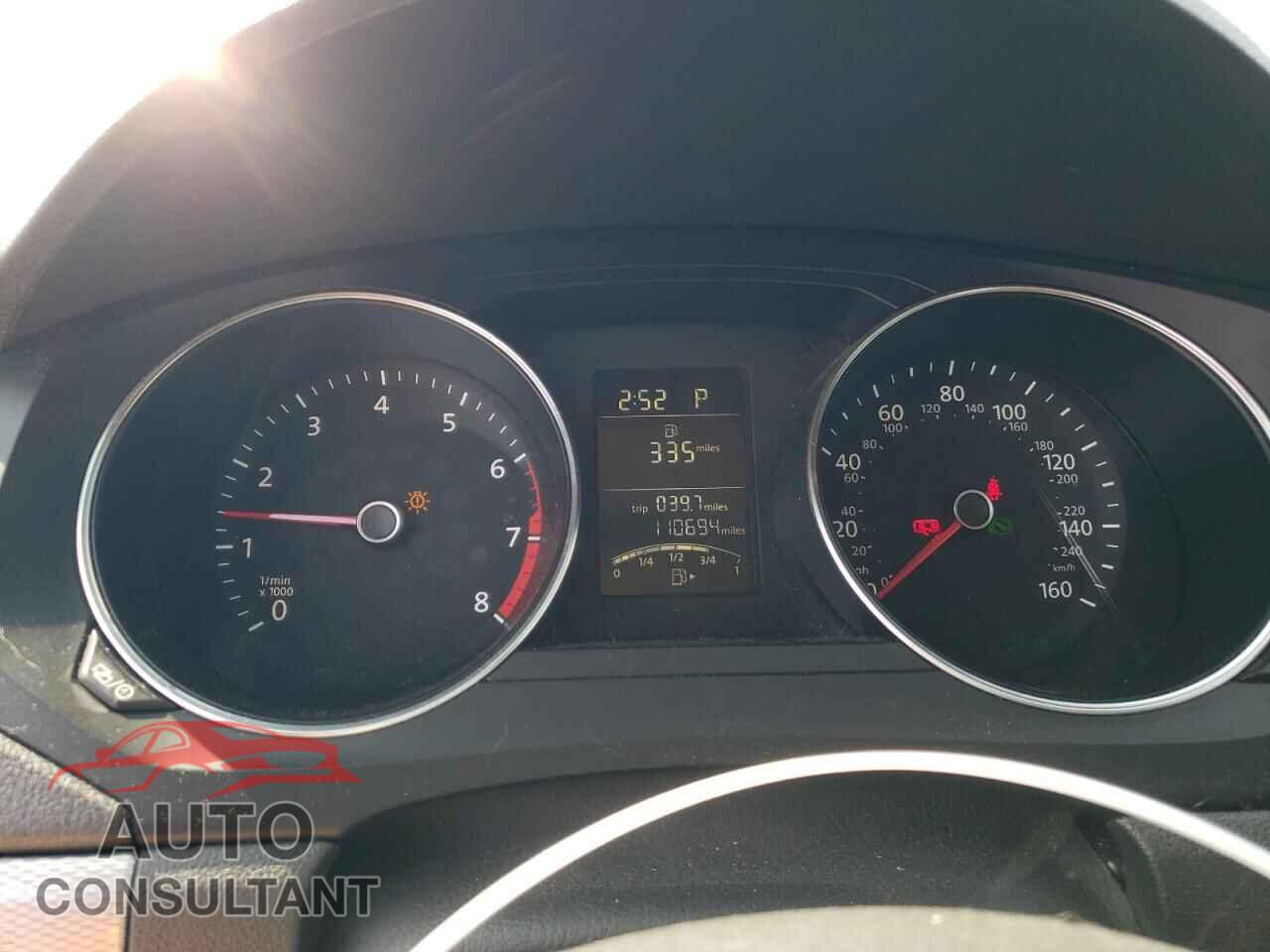 VOLKSWAGEN JETTA 2017 - 3VW2B7AJ7HM321946