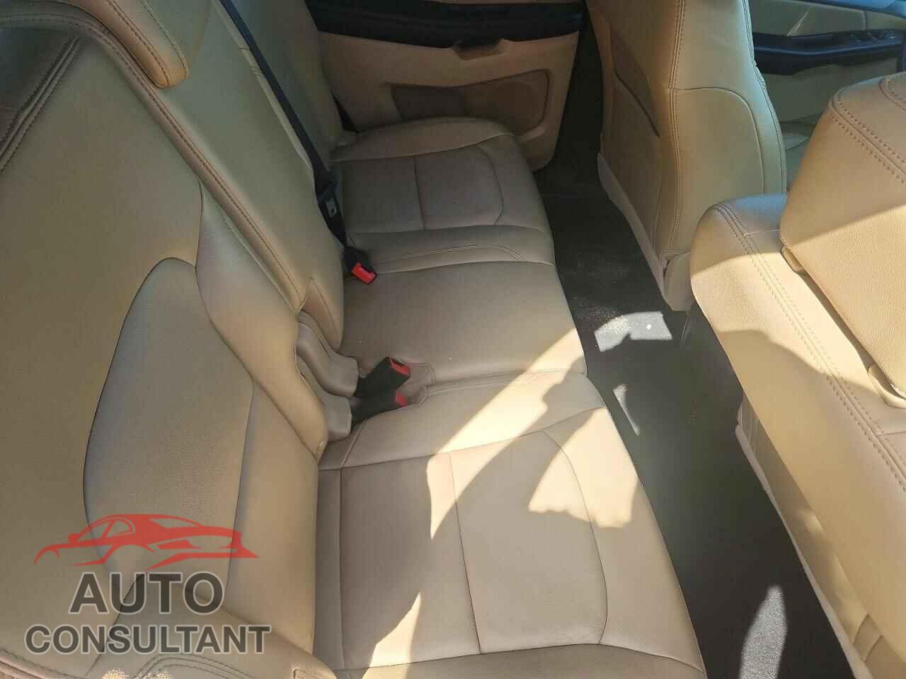 FORD EXPLORER 2017 - 1FM5K7D86HGD96104