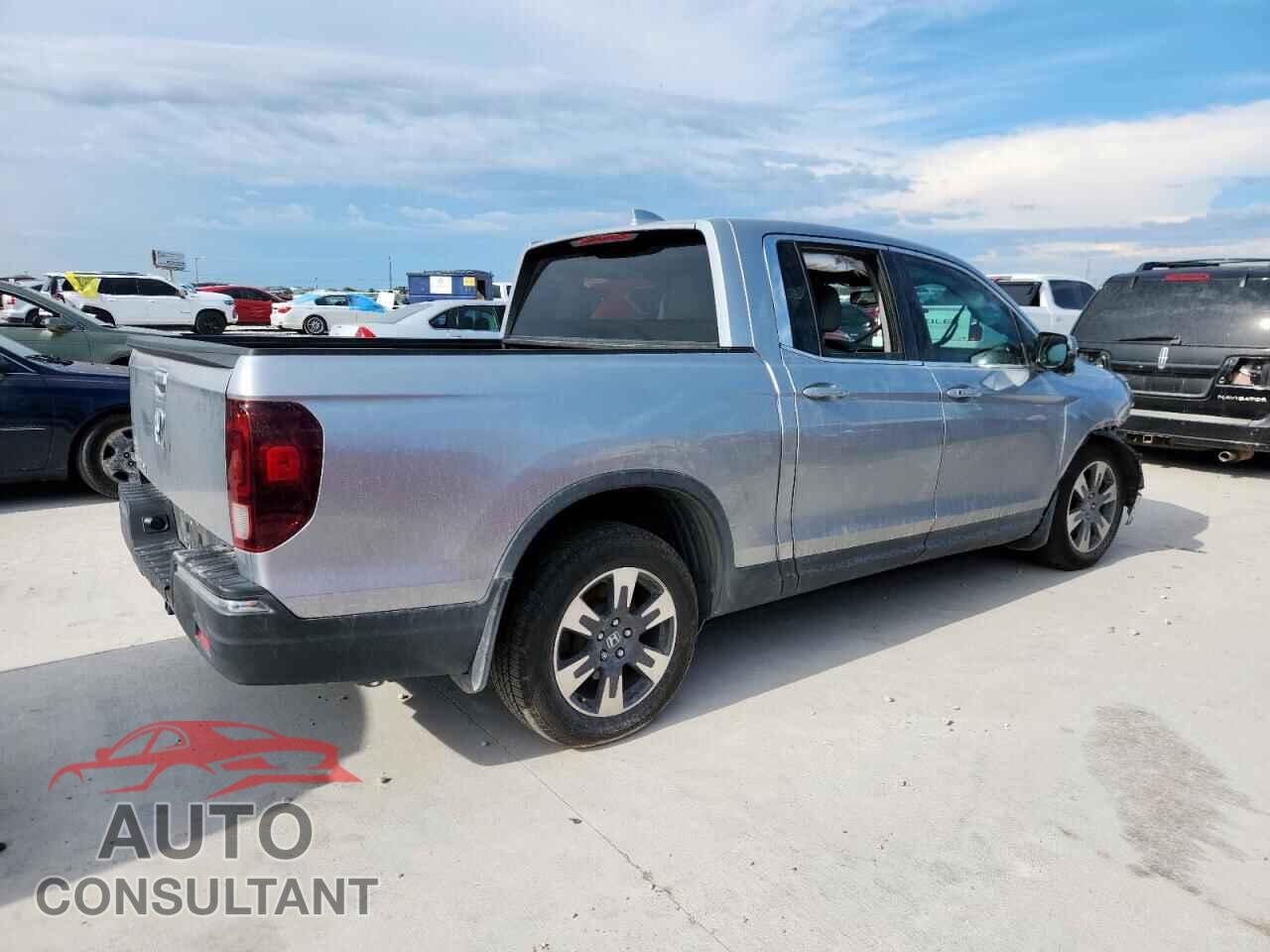 HONDA RIDGELINE 2017 - 5FPYK2F61HB001358