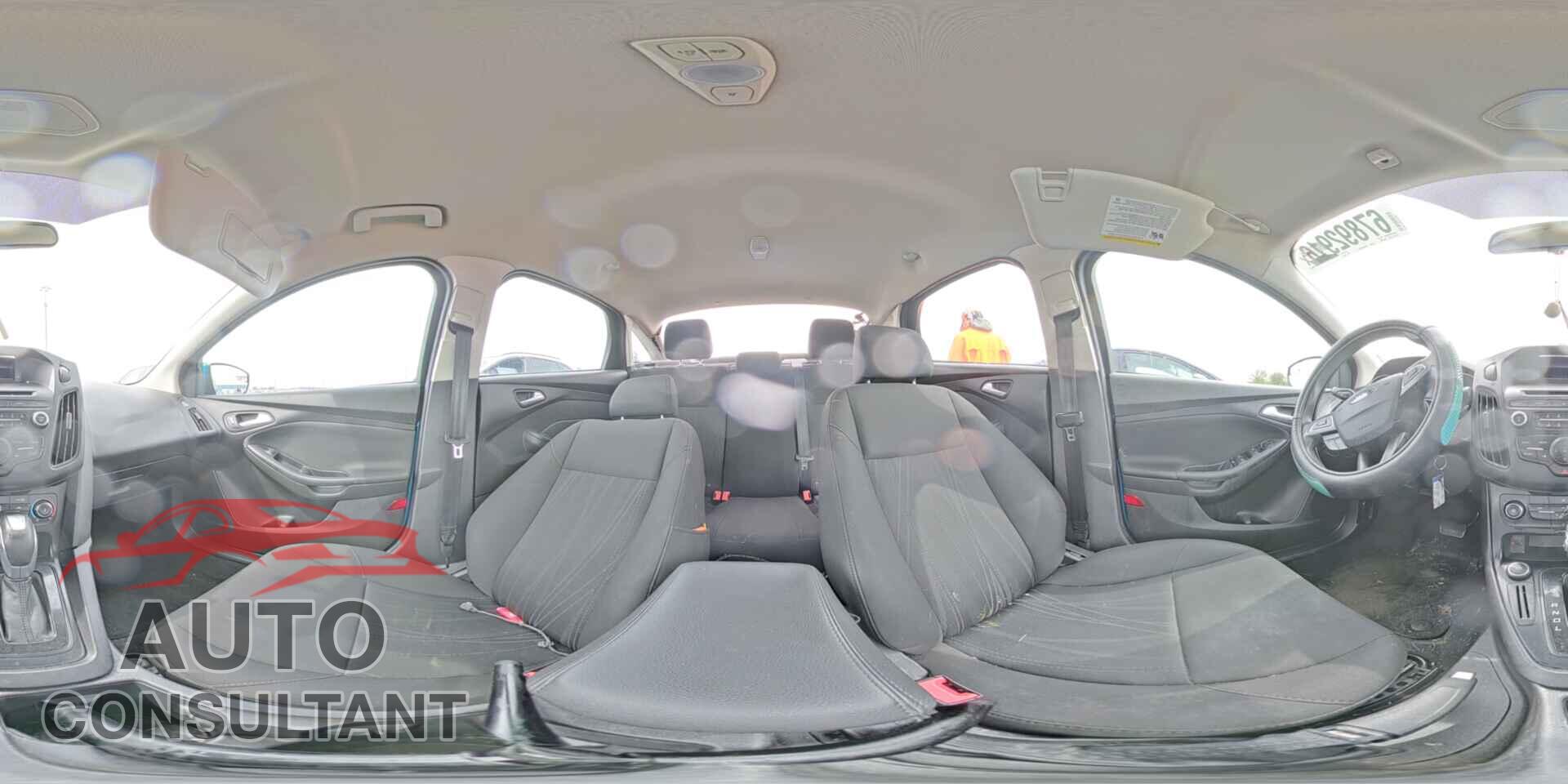 FORD FOCUS 2016 - 1FADP3F24GL212051