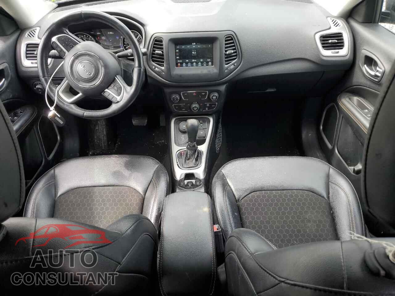 JEEP COMPASS 2020 - 3C4NJDBB1LT156676