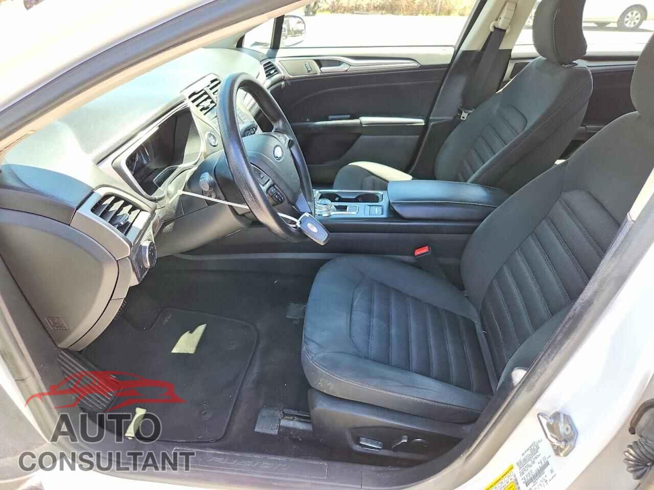 FORD FUSION 2017 - 3FA6P0LU3HR295827