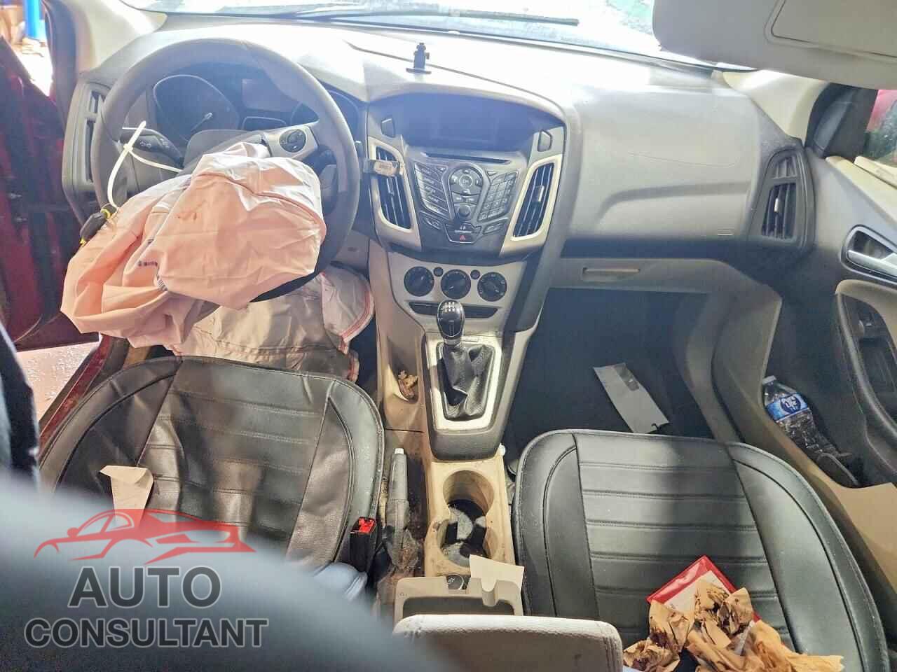 FORD FOCUS 2014 - 1FADP3F25EL274524