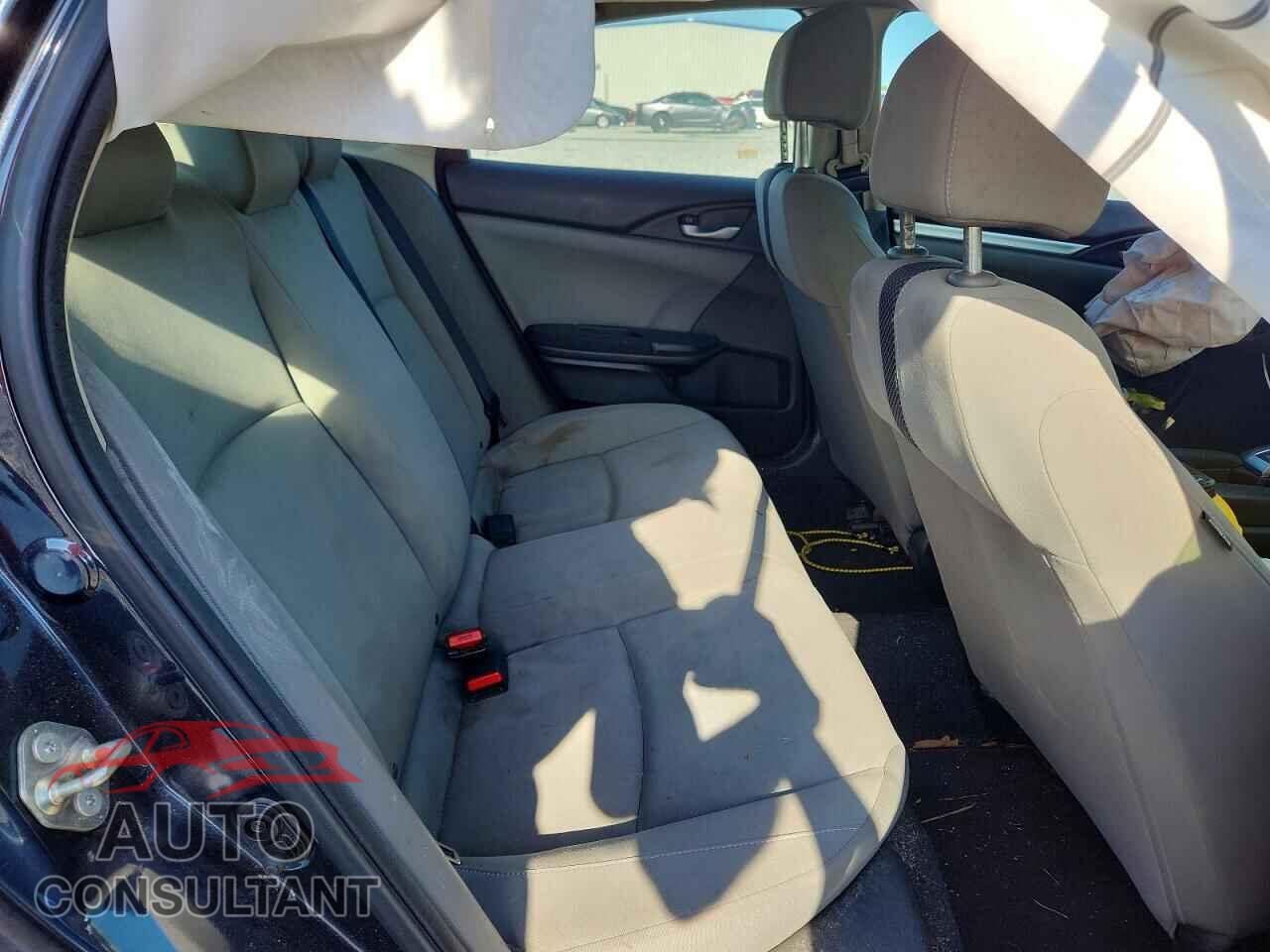 HONDA CIVIC 2019 - 2HGFC2F64KH578367