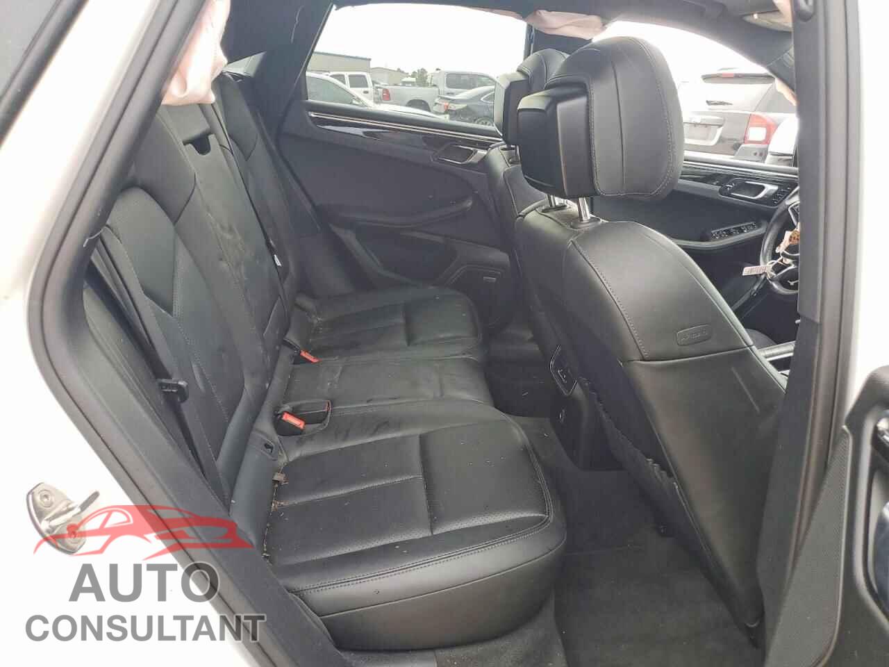 PORSCHE MACAN 2018 - WP1AB2A56JLB38547