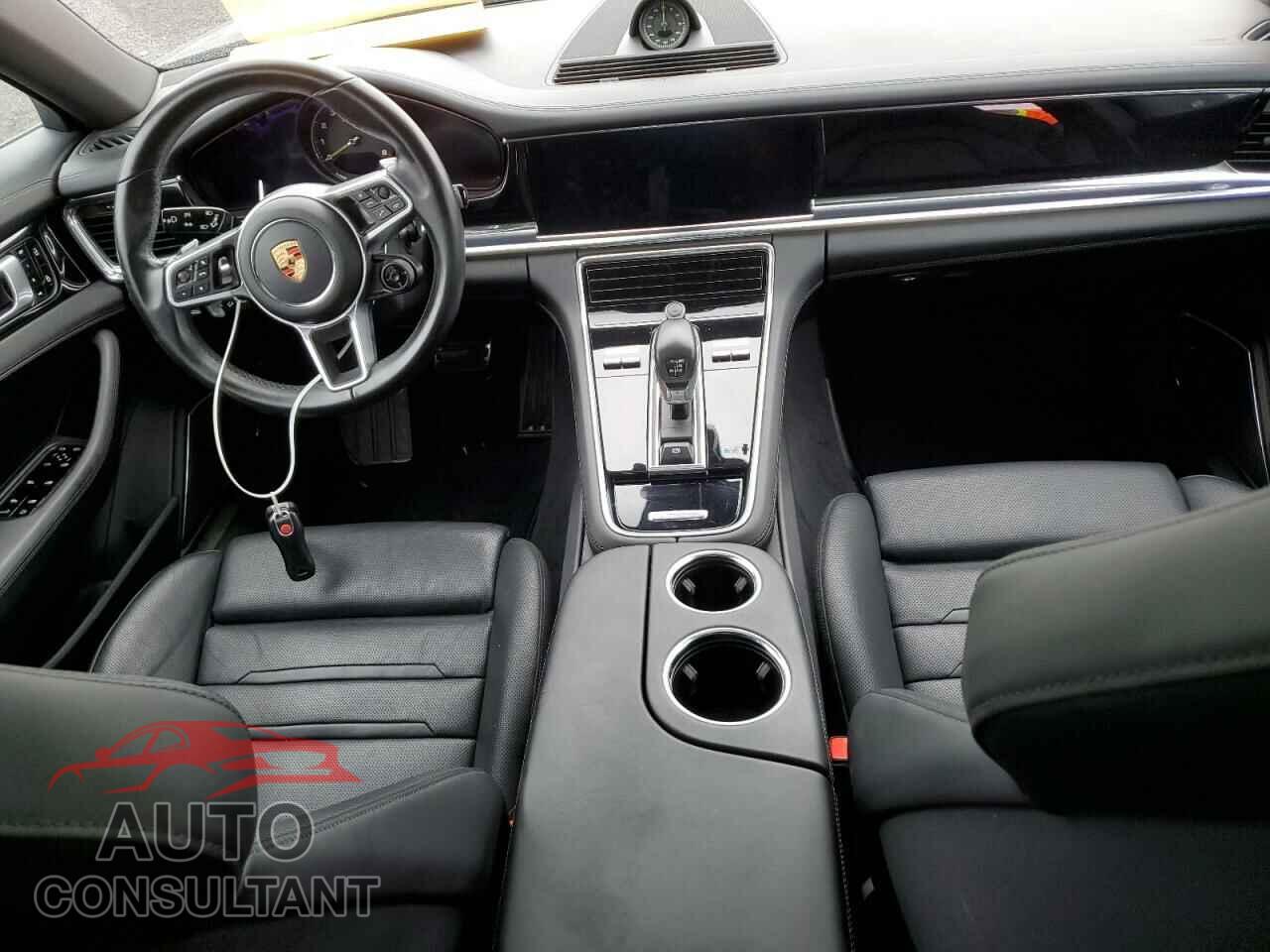 PORSCHE PANAMERA 2020 - WP0AE2A70LL132613