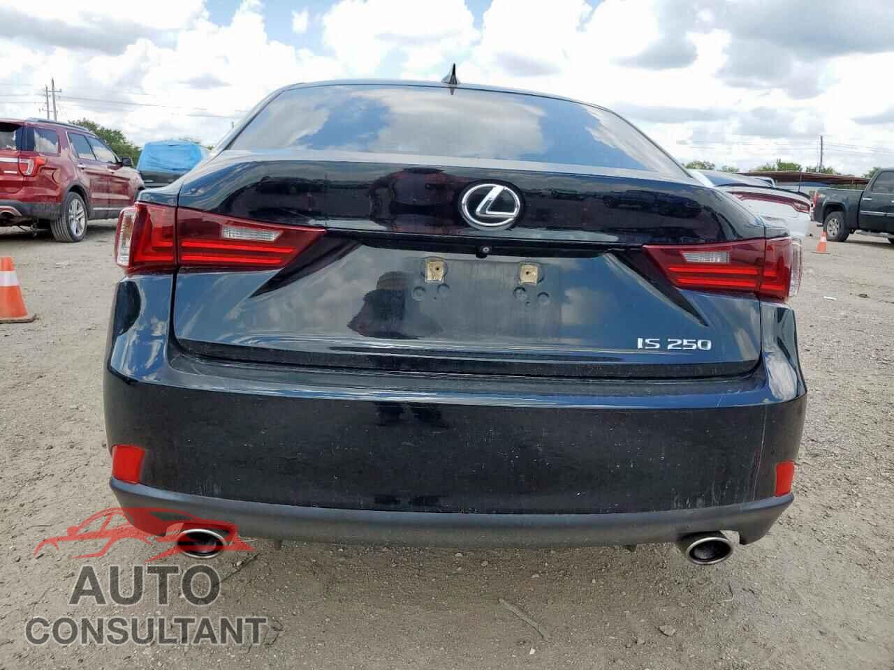 LEXUS IS 2015 - JTHBF1D23F5058221